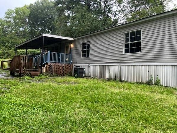 4467 Timberland Circle SE, Acworth, GA 30102