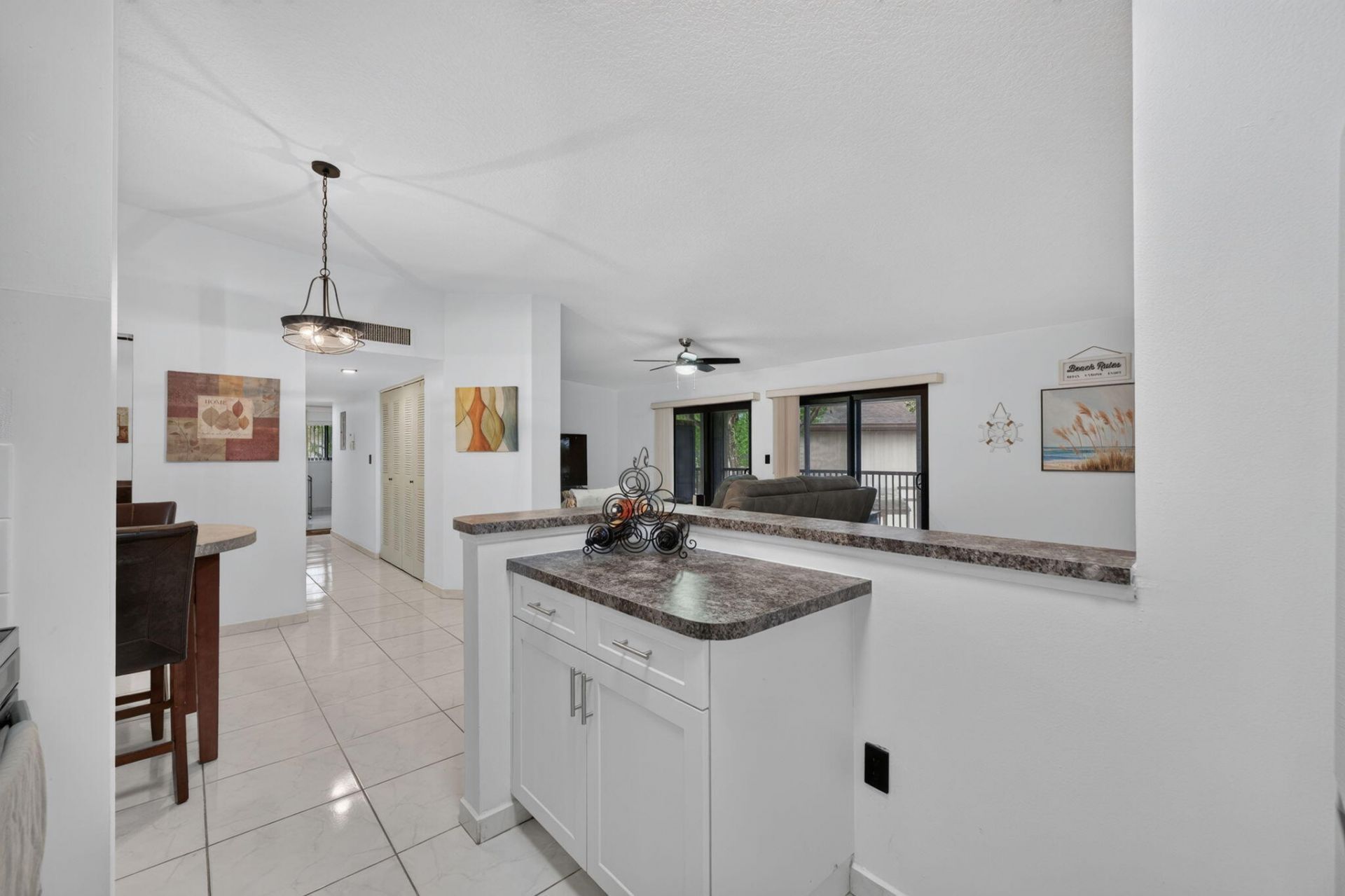 9474 S Belfort Circle, Unit 206, Tamarac, FL 33321 Photo