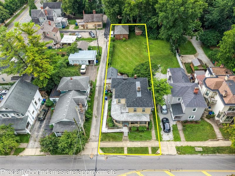 143 W Central Avenue , Delaware, OH 43015 Photo 2