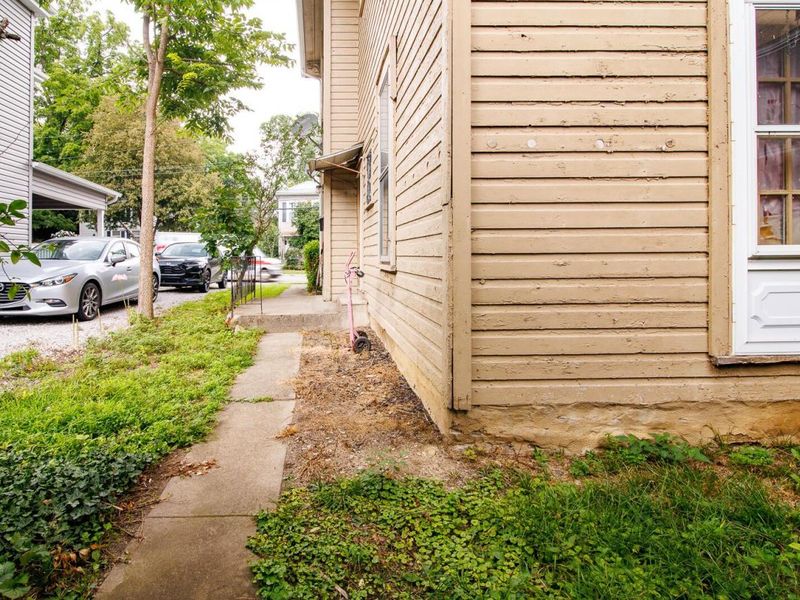 143 W Central Avenue , Delaware, OH 43015 Photo 43