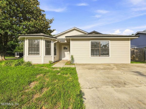 1353 SIOUX Street, Orange Park, FL 32065