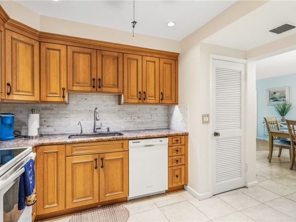 5601 Highway A1a, Unit 207N, Vero Beach, FL 32963