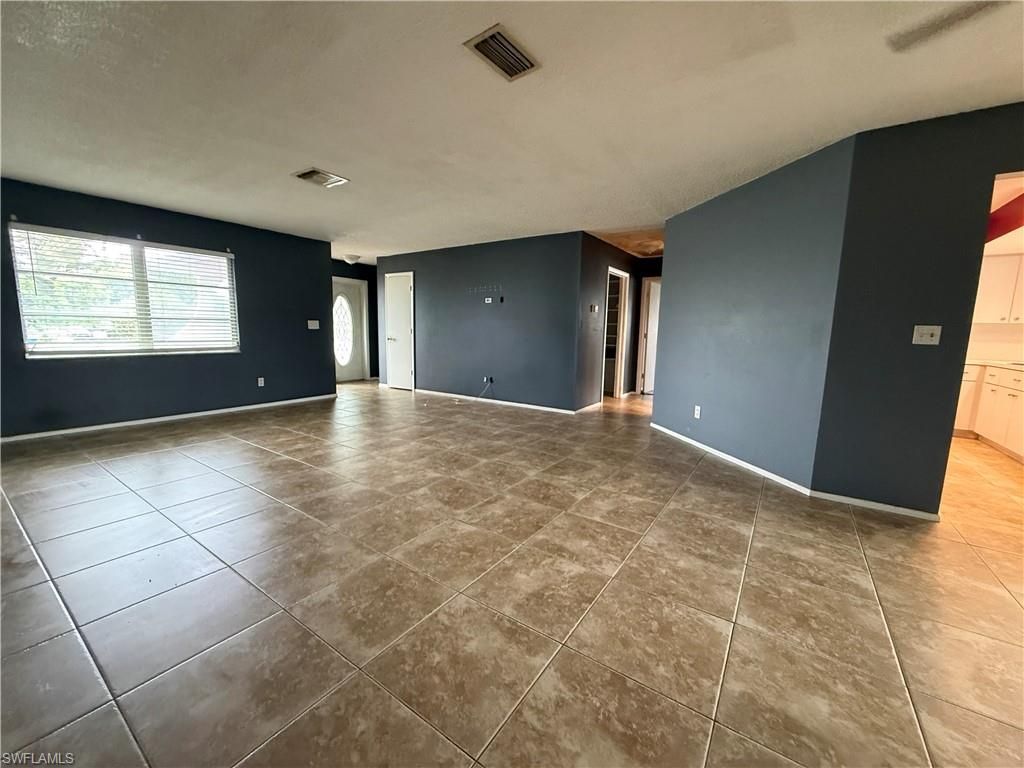 4339 S Bay Cir, North Fort Myers, FL 33903 Photo