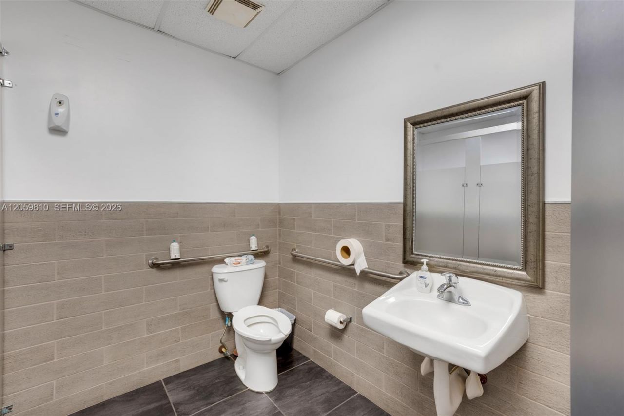 7725 W 2nd Court , Hialeah, FL 33014 Photo