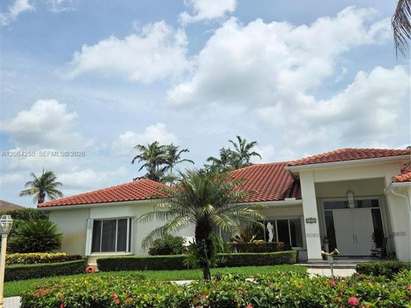8235 SW 85th Ter , Miami, FL 33143