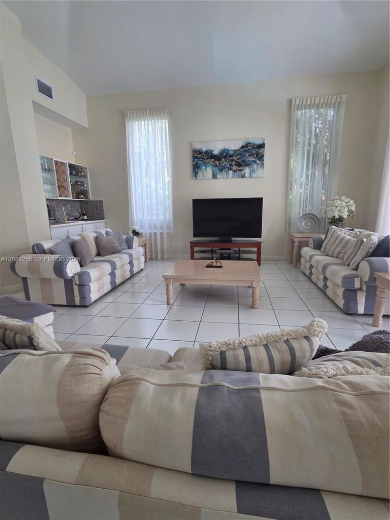 8235 SW 85th Ter, Miami, FL 33143 Photo