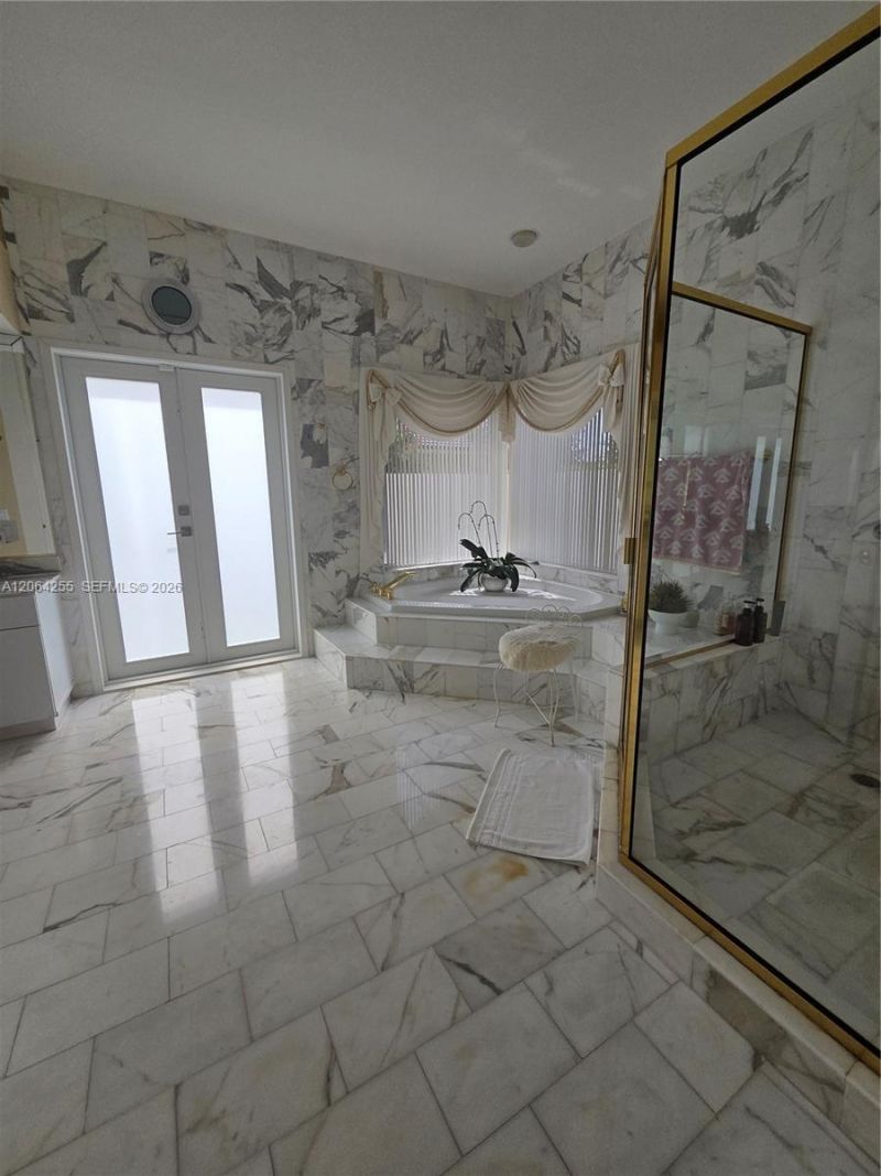 8235 SW 85th Ter, Miami, FL 33143 Photo