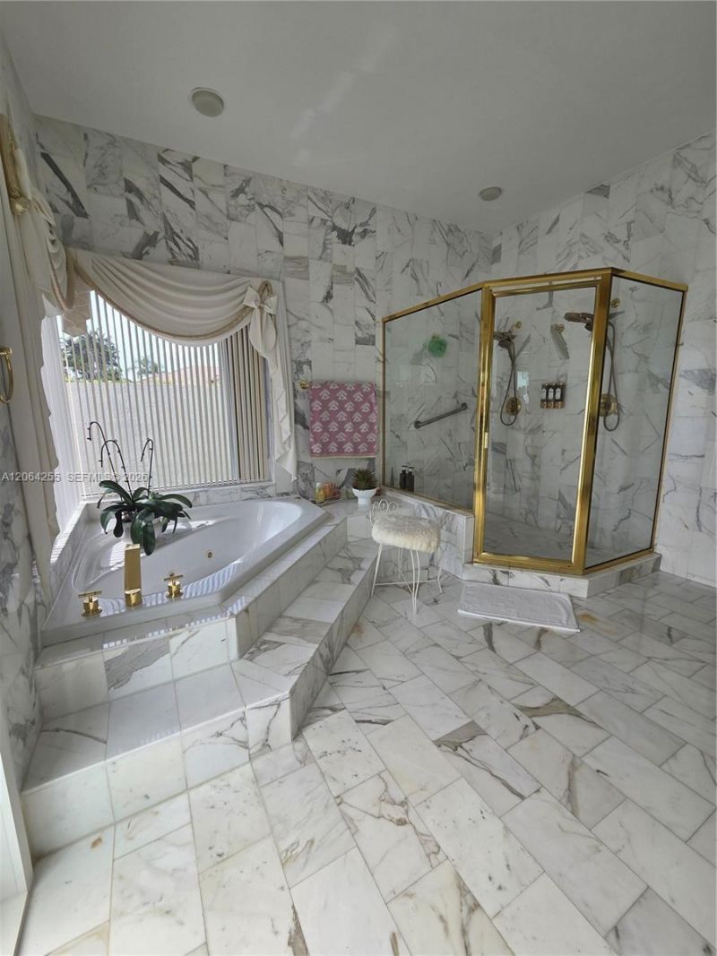 8235 SW 85th Ter, Miami, FL 33143 Photo