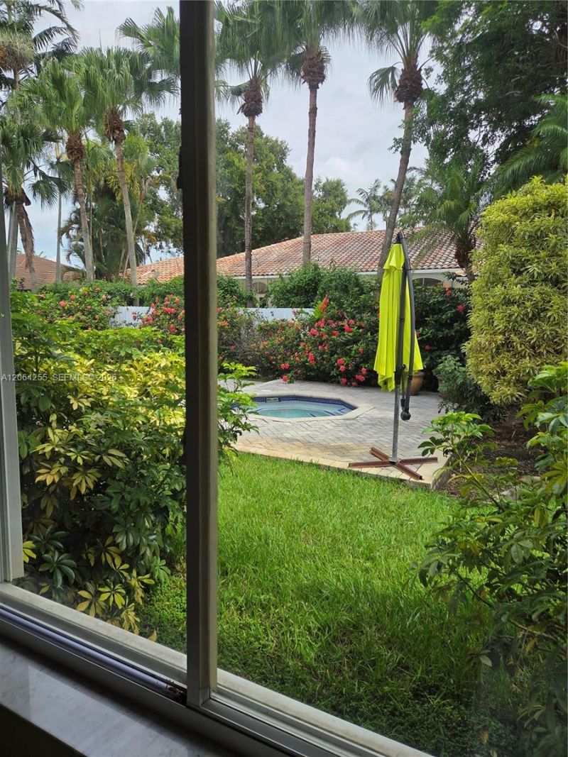 8235 SW 85th Ter, Miami, FL 33143 Photo