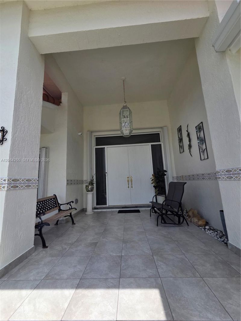 8235 SW 85th Ter, Miami, FL 33143 Photo
