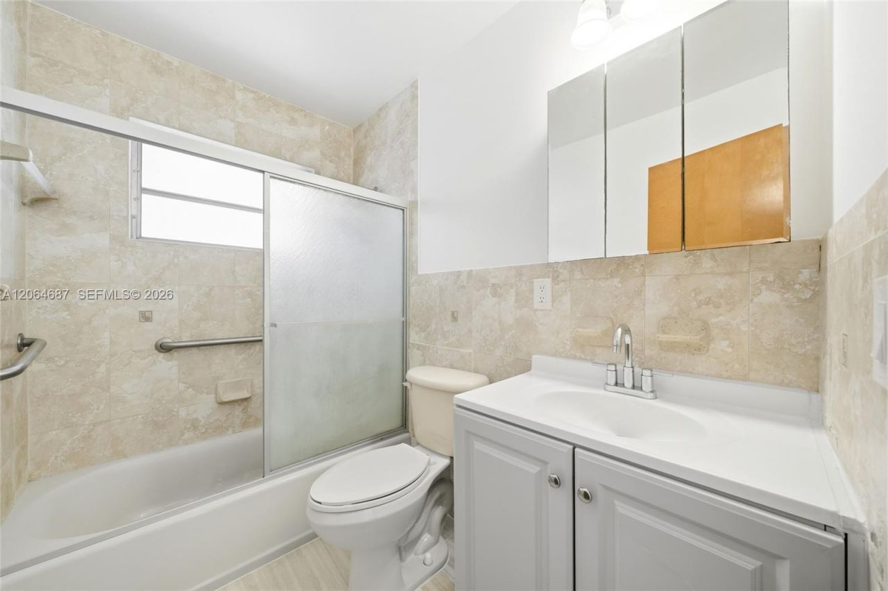 1781 SW 13th St, Miami, FL 33145 Photo