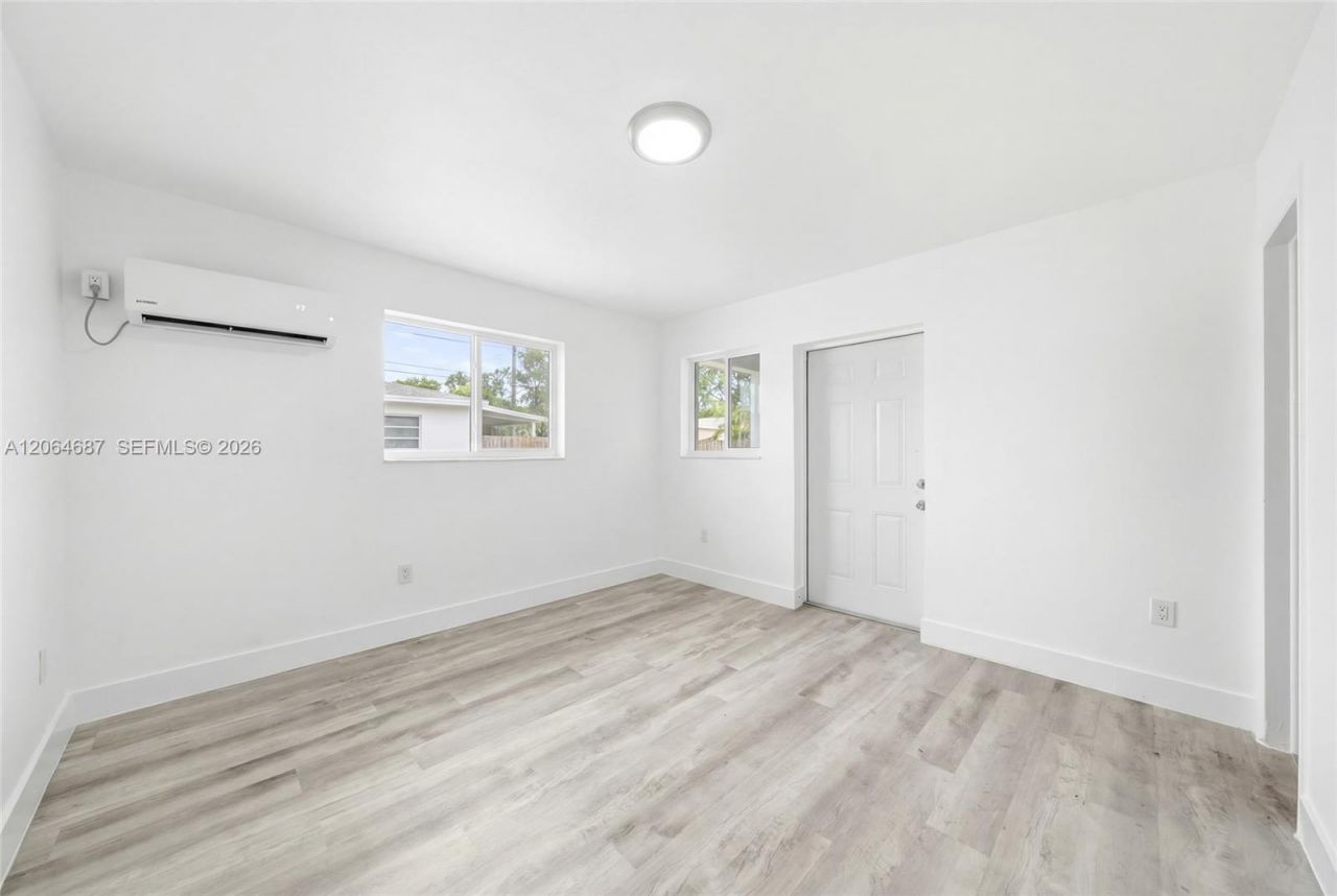 1781 SW 13th St, Miami, FL 33145 Photo