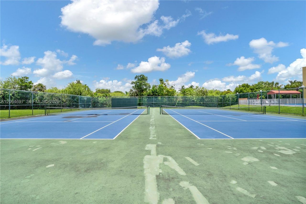 6970 NW 186th St, Unit 3-409A, Hialeah, FL 33015 Photo