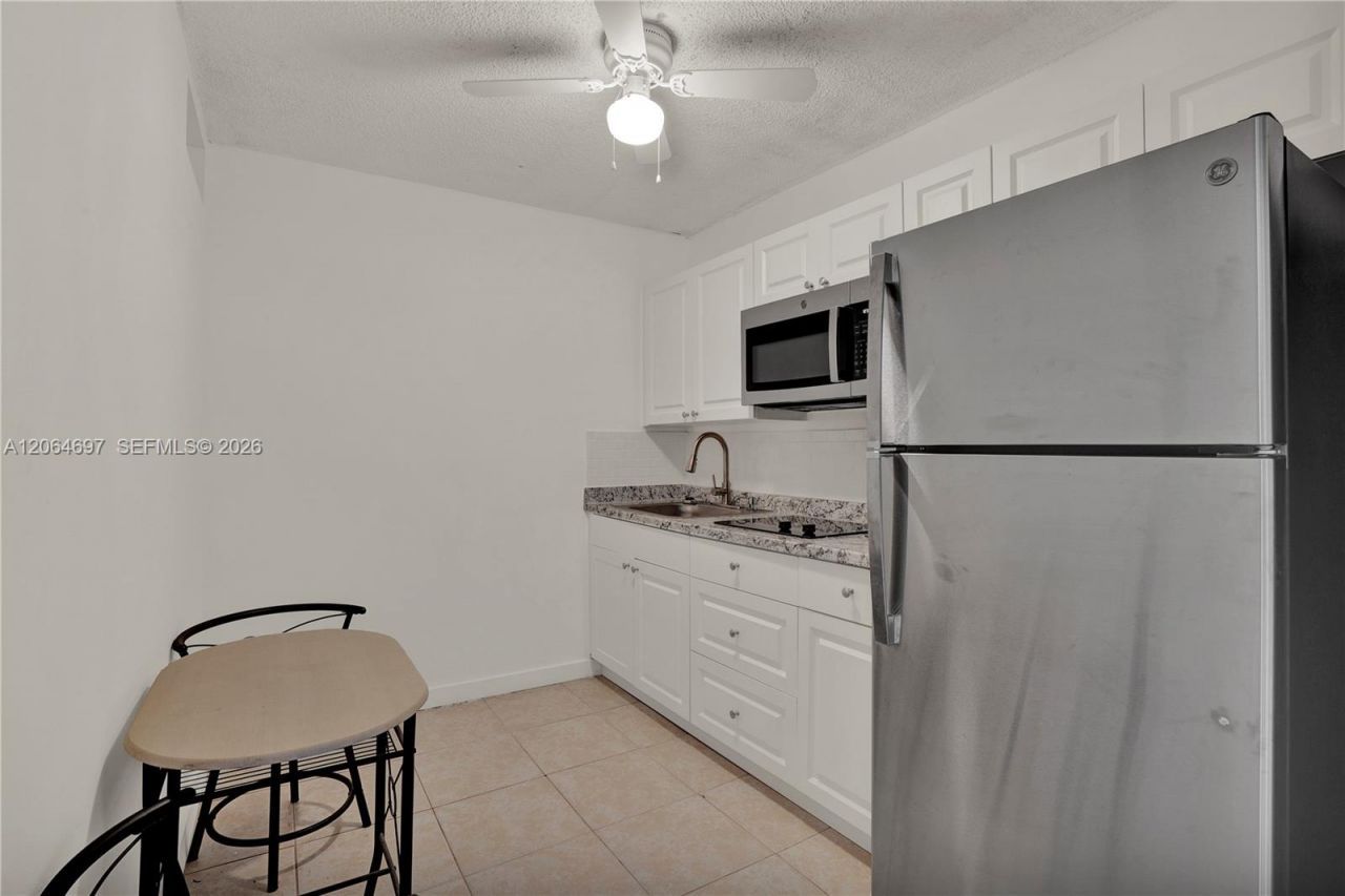 6970 NW 186th St, Unit 3-409A, Hialeah, FL 33015 Photo