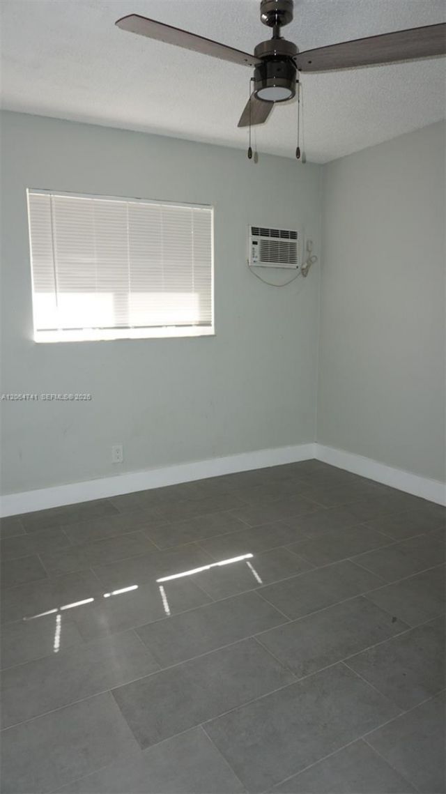 808 SW 14th Ter , Unit 4, Fort Lauderdale, FL 33312 Photo