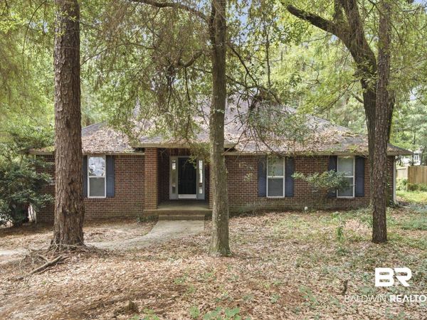 905 Ryan Avenue, Daphne, AL 36526