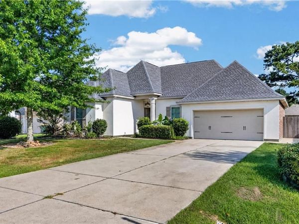 1017 FOX SPARROW Loop , Madisonville, LA 70447