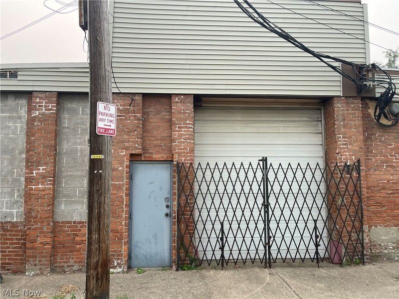 968 E 69th Place , Cleveland, OH 44103 Photo 2