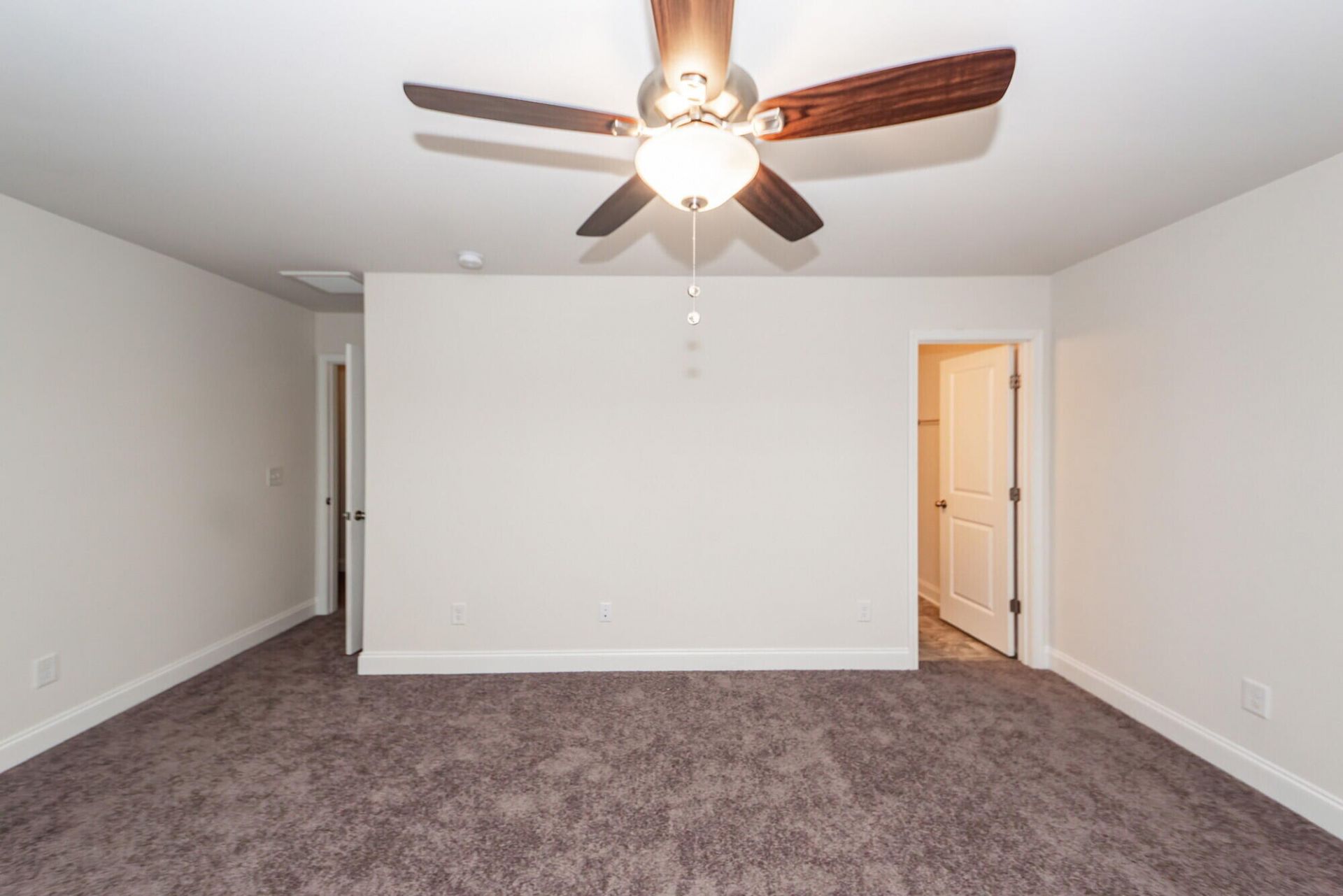 7787 Montview Road Photo 31