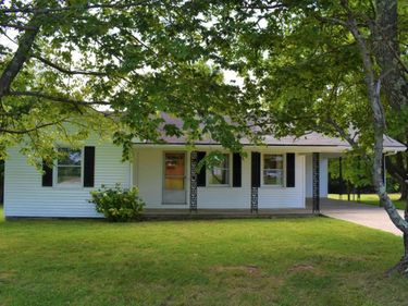 1985 Sharkey Road, Morehead, KY 40351