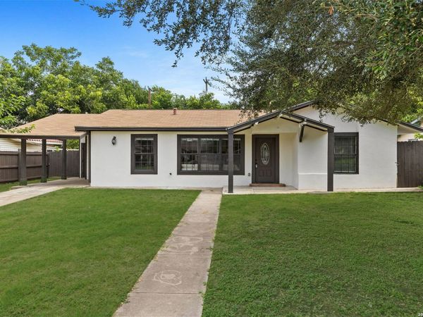 5539 KNOLL KREST DR, San Antonio, TX 78242