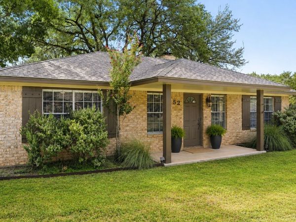 52 Persimmon DR, Wimberley, TX 78676