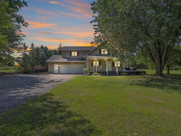 2761 90th Street NE, Monticello, MN 55362