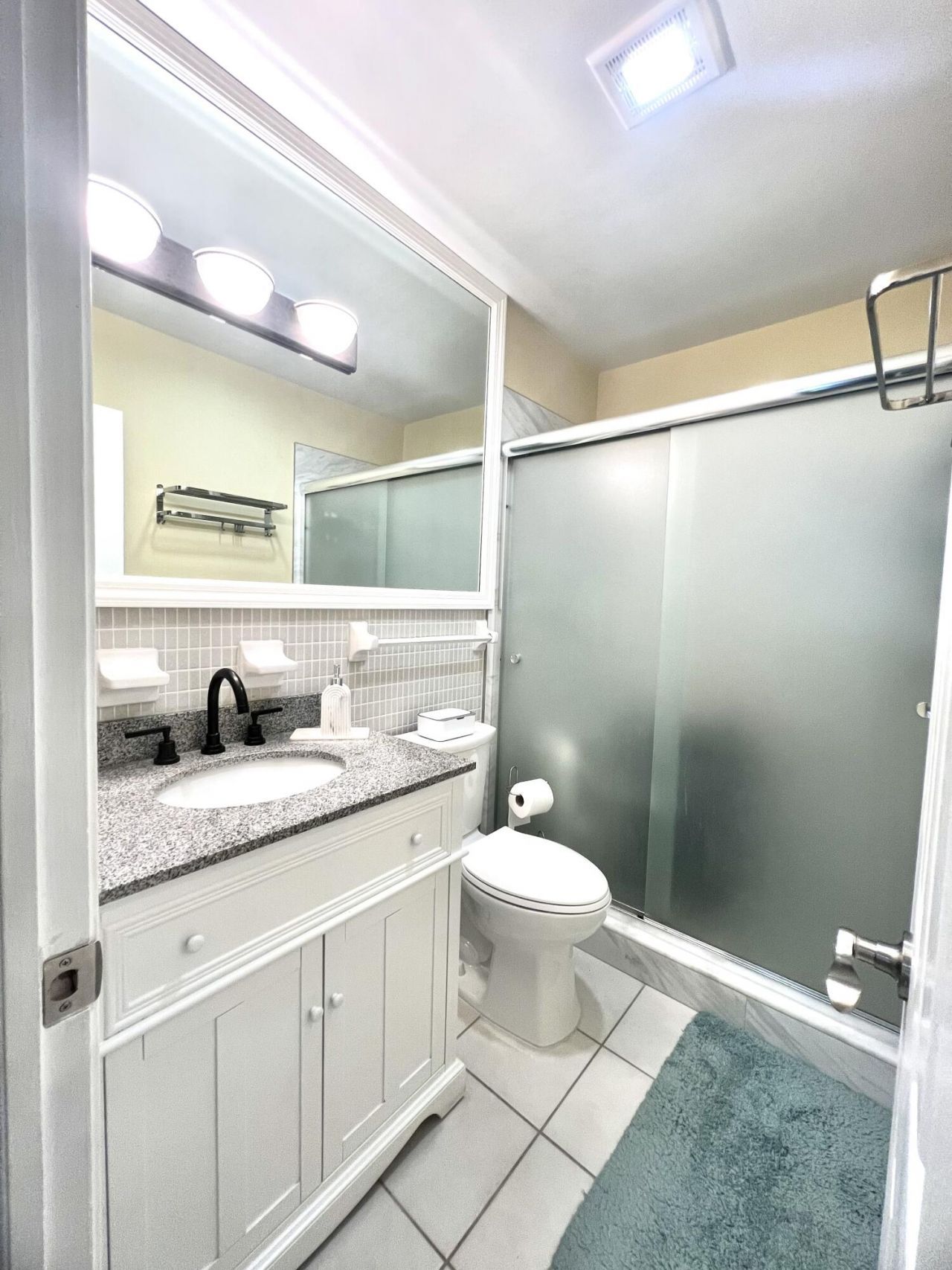 2211 NE 67th Street, Unit 1124, Fort Lauderdale, FL 33308 Photo