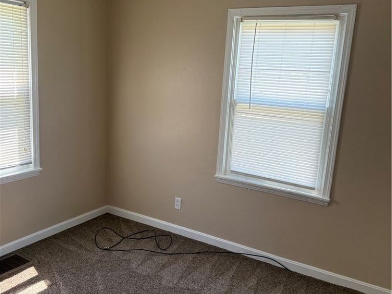 803 E Avondale Avenue E, Youngstown, OH 44502 Photo 5