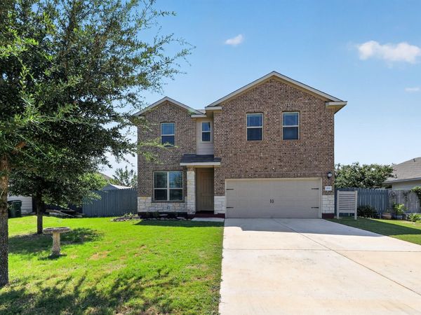 209 Evening Dusk DR, Kyle, TX 78640