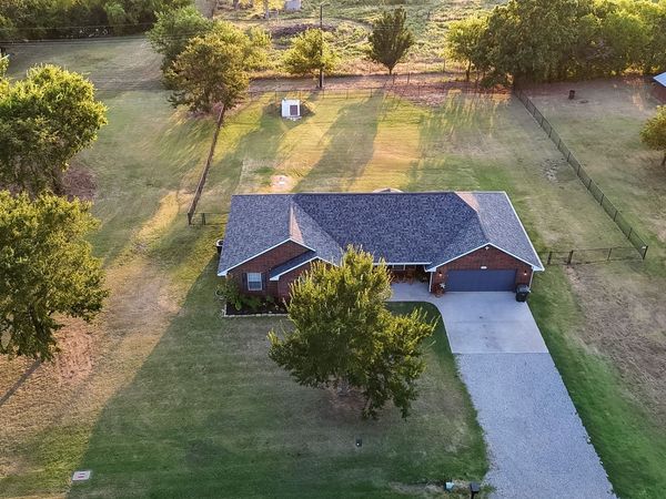 563 Abshire Circle , Ardmore, OK 73401