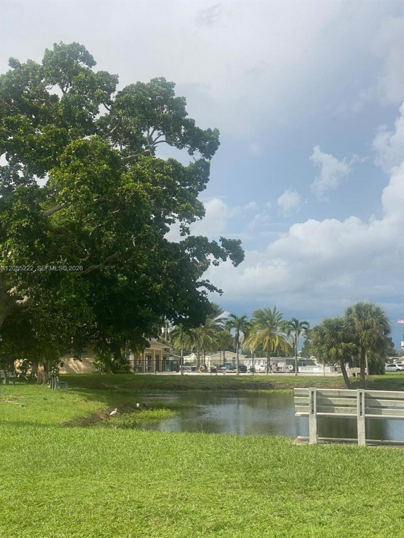 3100 W Rolling Hills Cir, Unit 709, Davie, FL 33328 Photo