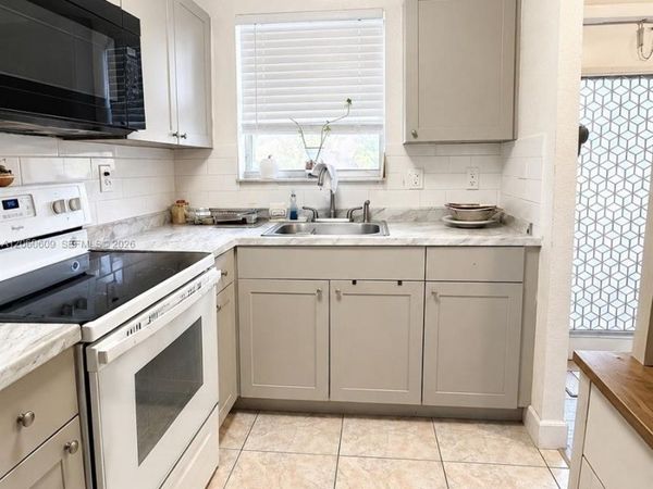 8345 Sunrise Lakes Blvd , Unit 203, Sunrise, FL 33322