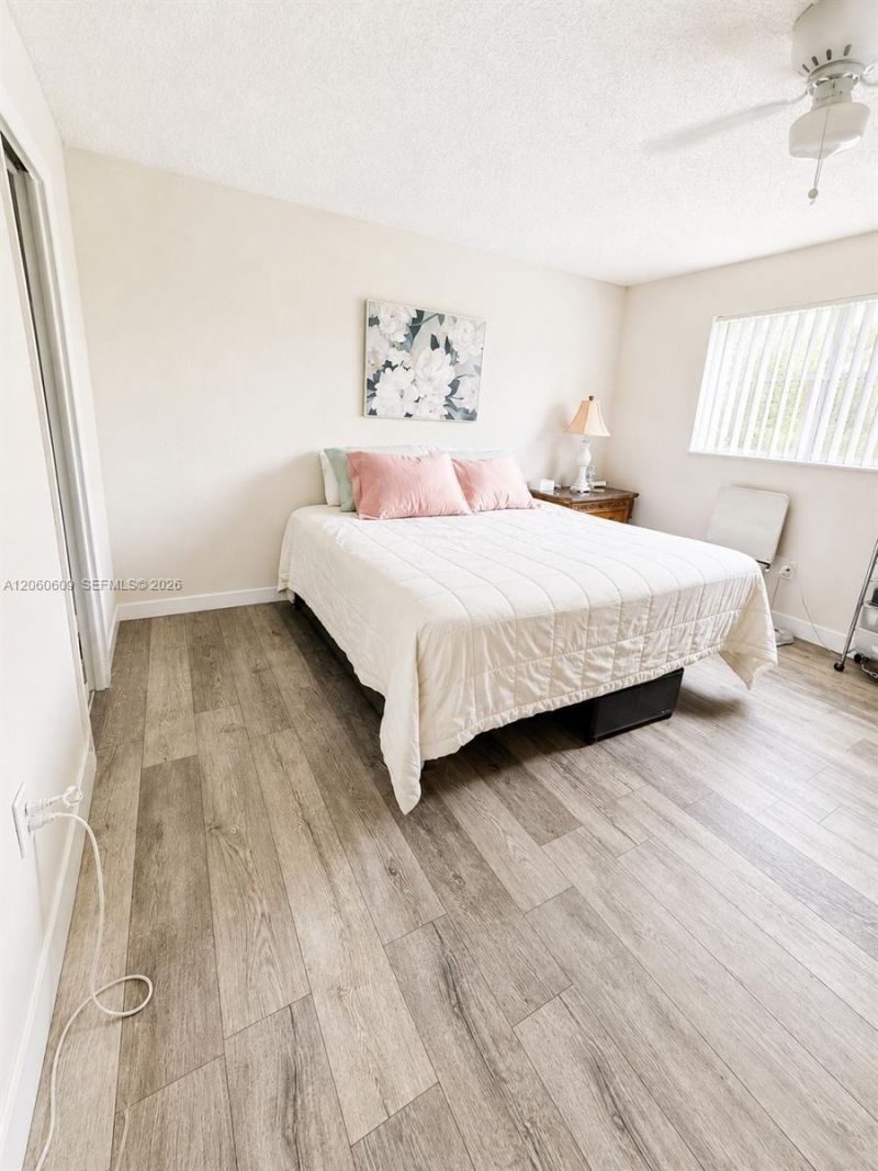8345 Sunrise Lakes Blvd, Unit 203, Sunrise, FL 33322 Photo
