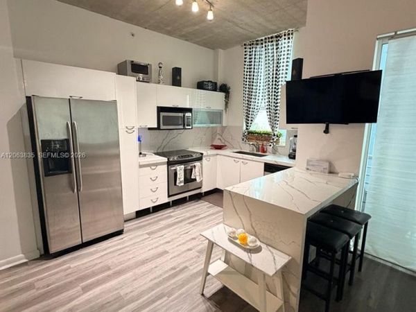 133 NE 2nd Ave, Unit 401, Miami, FL 33132