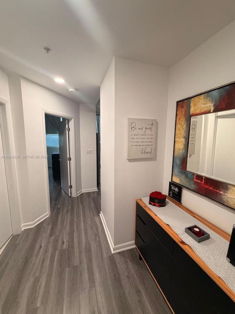133 NE 2nd Ave, Unit 401, Miami, FL 33132 Photo