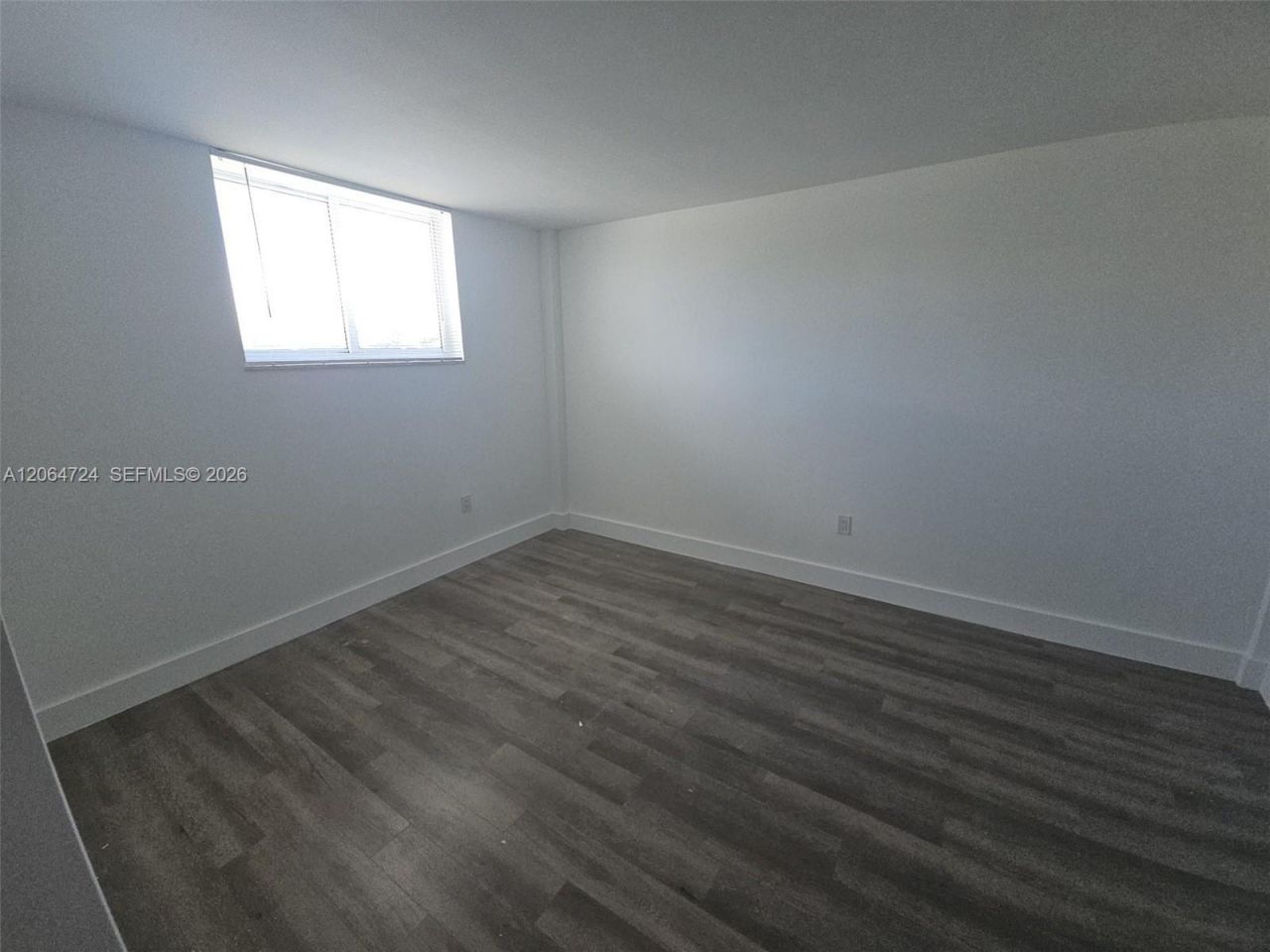 8101 Crespi Blvd, Unit 403, Miami Beach, FL 33141 Photo