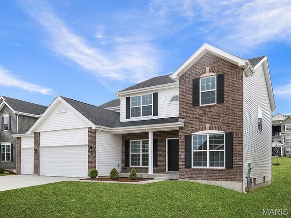 24 Bluestem Court , Lake St Louis, MO 63367