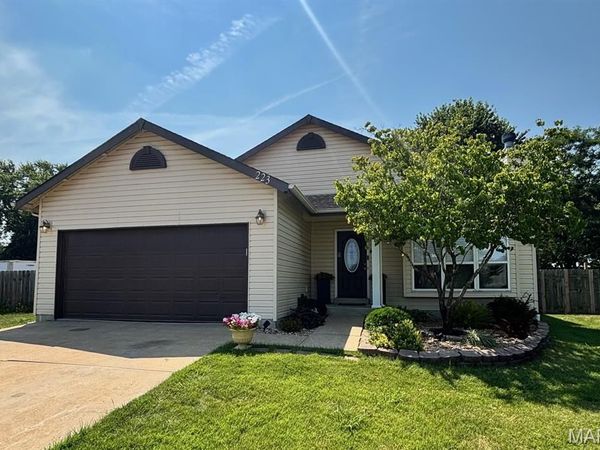 223 Destiny Court, Wentzville, MO 63385