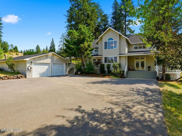 5033 E Dodd RD , Hayden, ID 83835