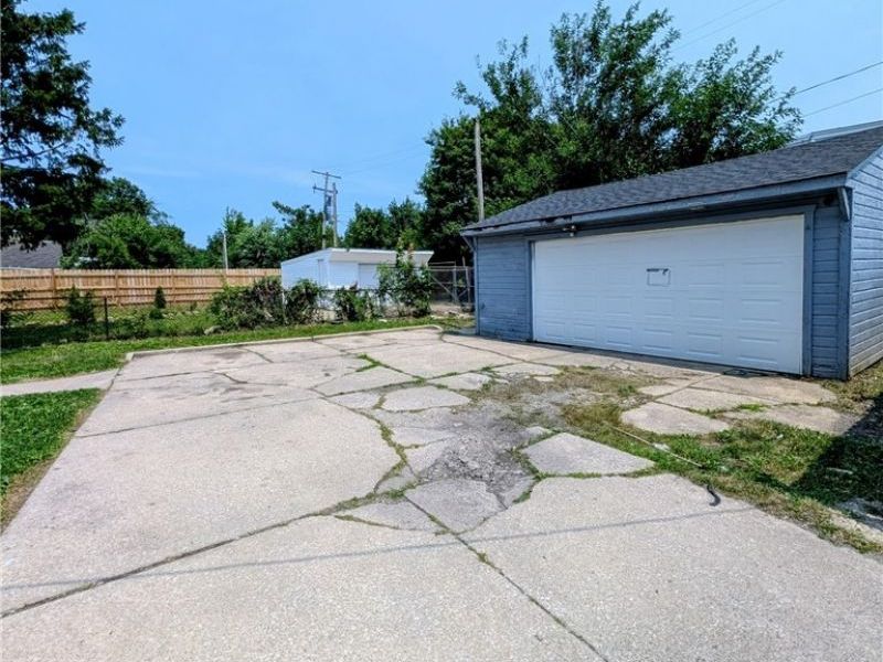 3233 W 52nd Street, Cleveland, OH 44102 Photo 2