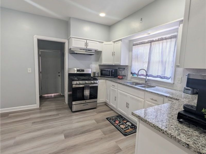 3233 W 52nd Street, Cleveland, OH 44102 Photo 8