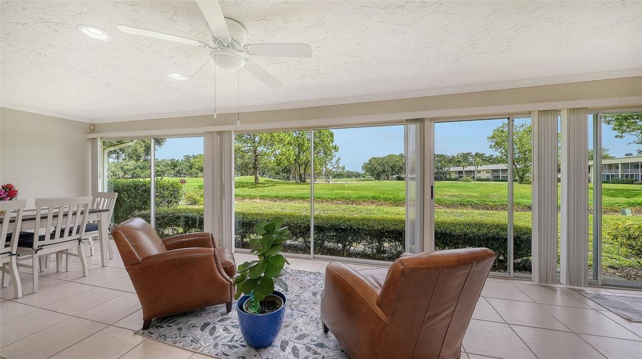 5621 Palm Aire Drive, Sarasota, FL 34243 Photo