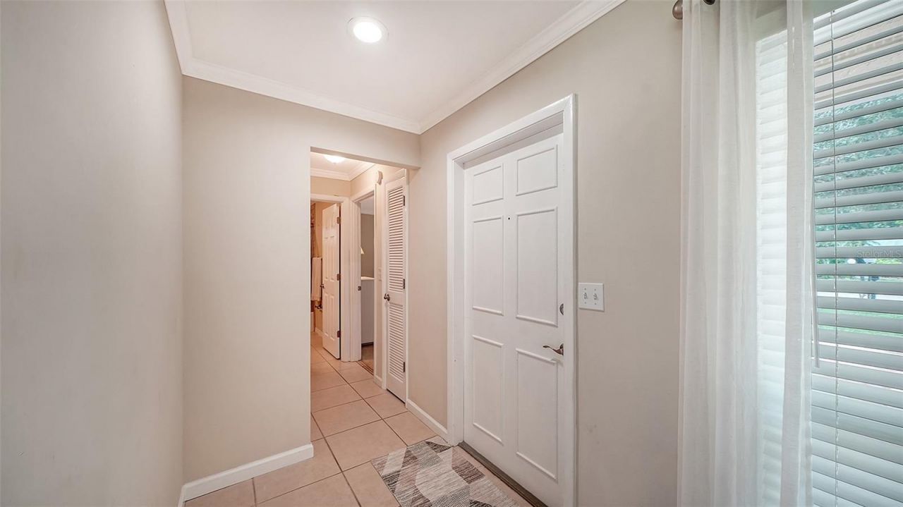 5621 Palm Aire Drive, Sarasota, FL 34243 Photo