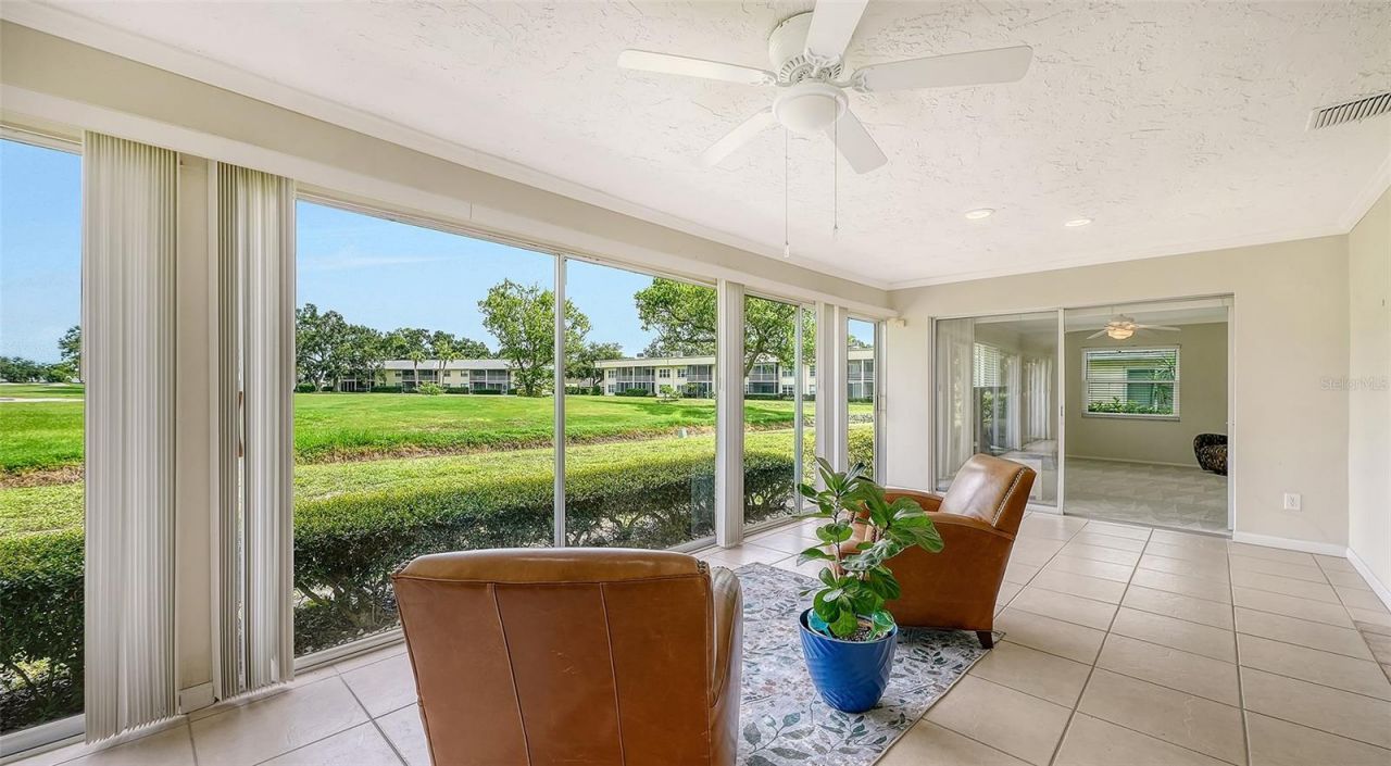 5621 Palm Aire Drive, Sarasota, FL 34243 Photo