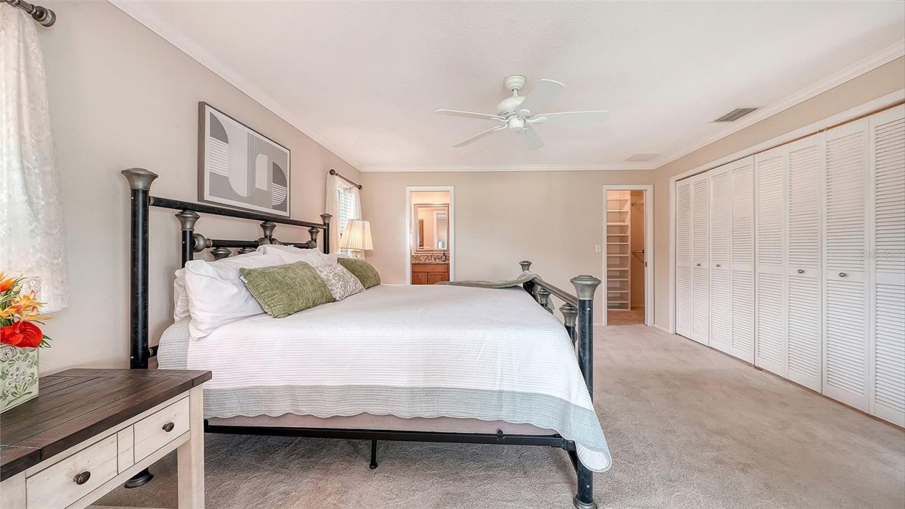 5621 Palm Aire Drive, Sarasota, FL 34243 Photo
