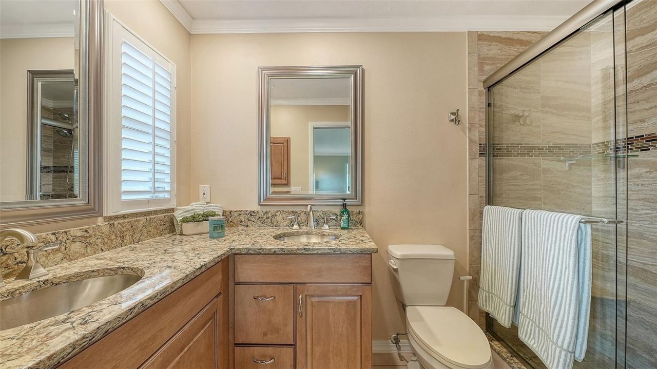 5621 Palm Aire Drive, Sarasota, FL 34243 Photo