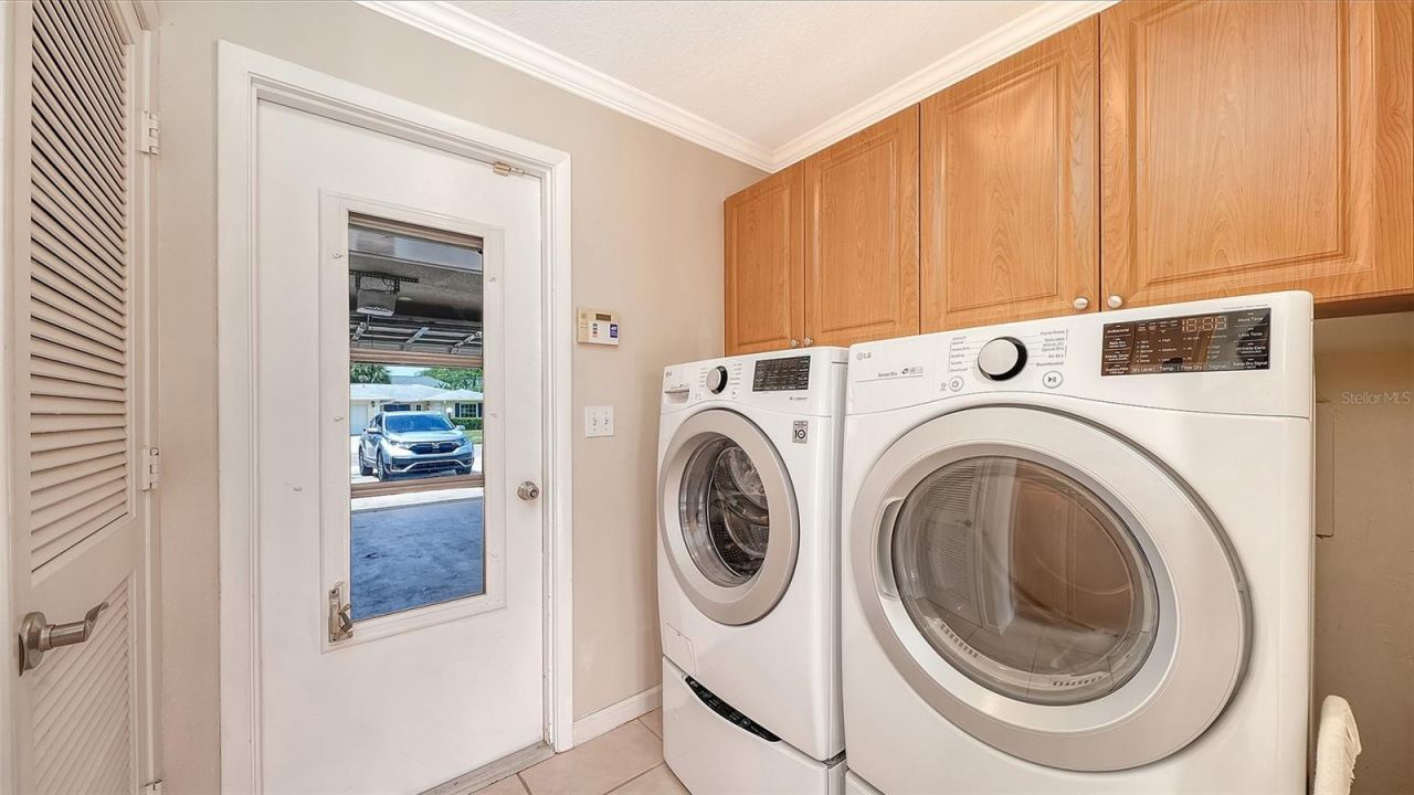 5621 Palm Aire Drive, Sarasota, FL 34243 Photo