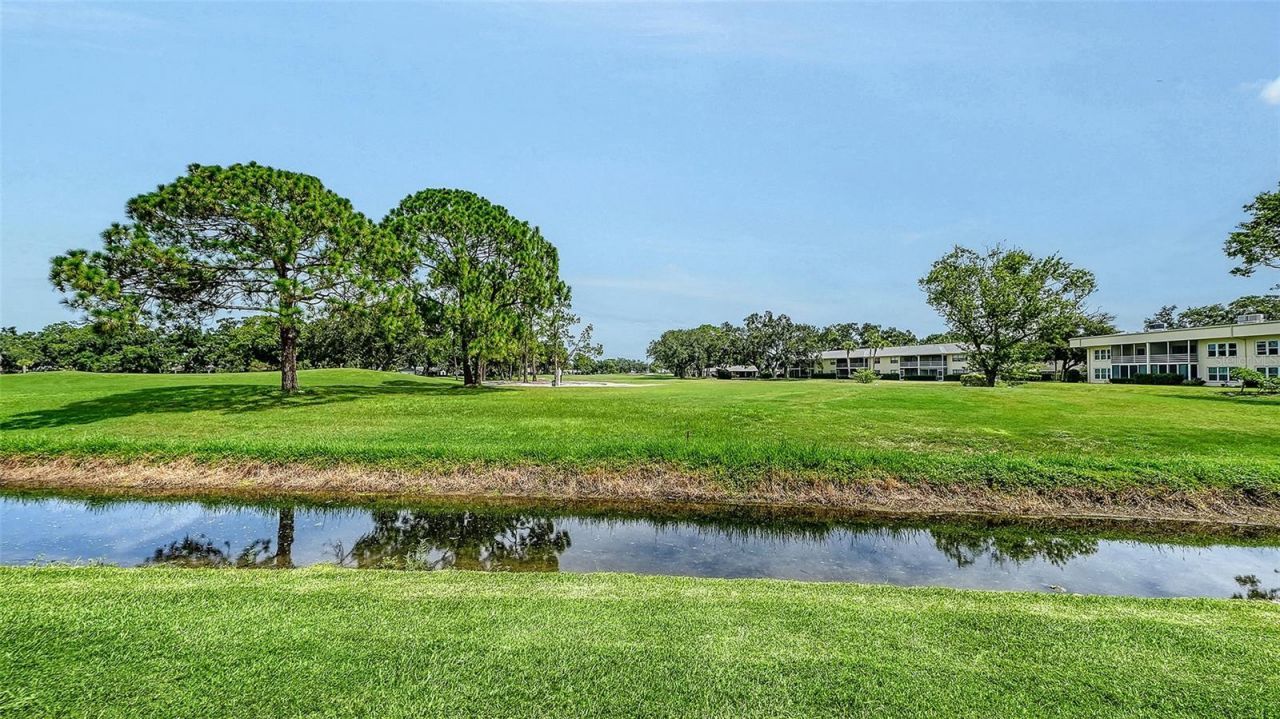 5621 Palm Aire Drive, Sarasota, FL 34243 Photo