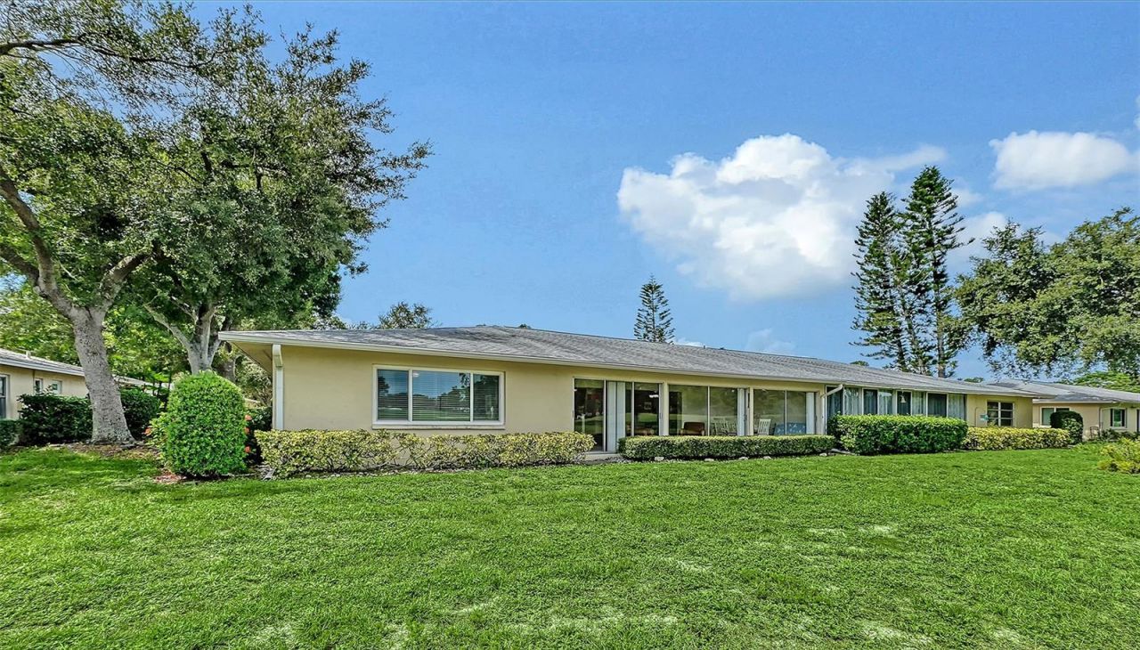 5621 Palm Aire Drive, Sarasota, FL 34243 Photo